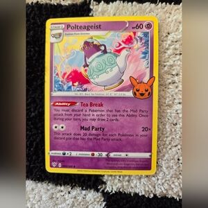 Polteageist 2021 Halloween Pokemon card